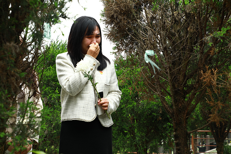 清明缅怀寄哀思 赓续师者赤子心